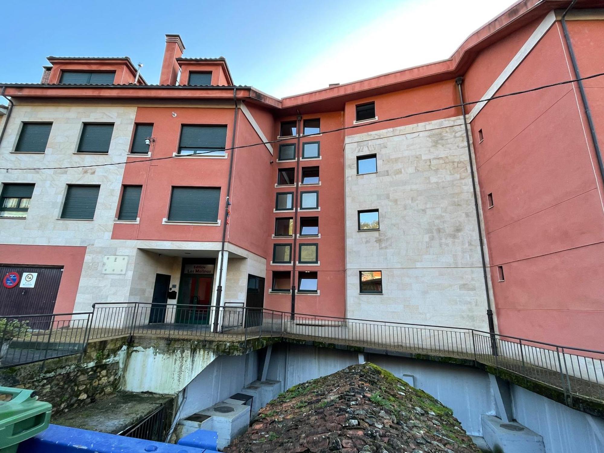 La Cuenca, Edificio Molinos Apartment *